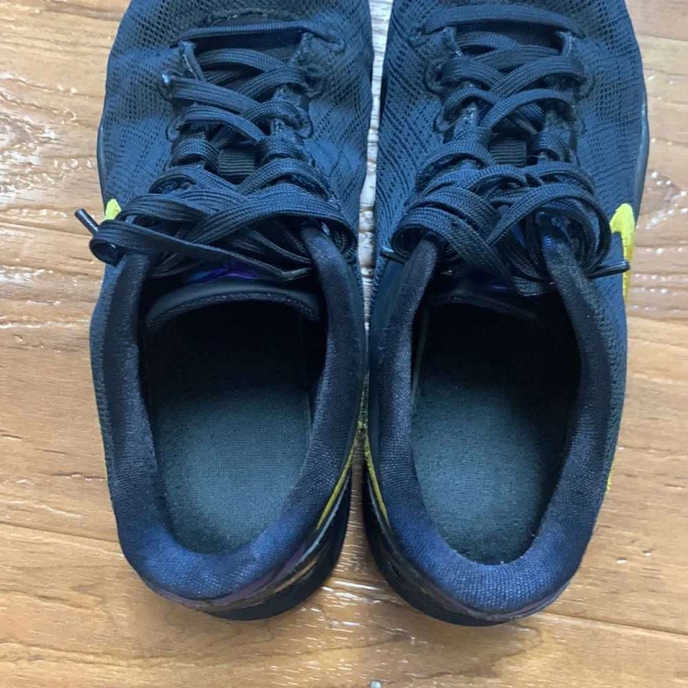 Nike Kobe Bryant 8 Basketball Athletic Shoes Sneakers
